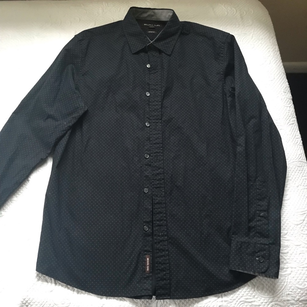 Men’s Michael Kor’s button up blouse